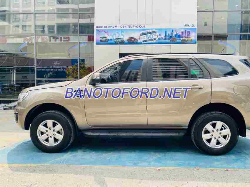 Ford Everest Ambiente 2.0 4x2 AT 2019 Máy dầu đẹp long lanh