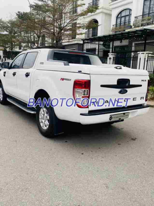 Cần bán xe Ford Ranger XLS 2.2L 4x2 AT sx 2017