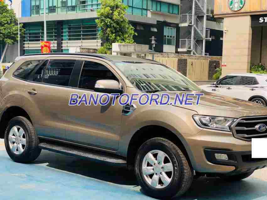 Cần bán gấp xe Ford Everest Ambiente 2.0 4x2 AT 2019 màu Nâu