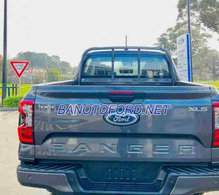 Ford Ranger XLS 2.0L 4x4 AT 2025 xe đẹp từng centimet