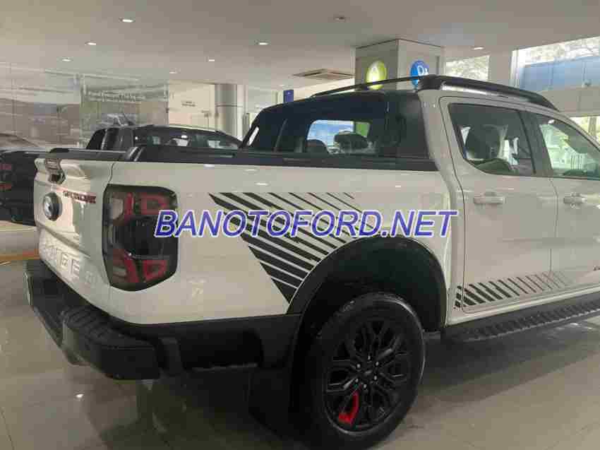 Ford Ranger Stormtrak 2.0L 4x4 AT Số tự động sx 2025 - GIÁ HỢP LÝ QUÁ