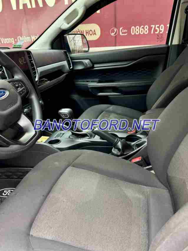 Cần bán Ford Ranger XLS 2.0L 4x2 AT đời 2022