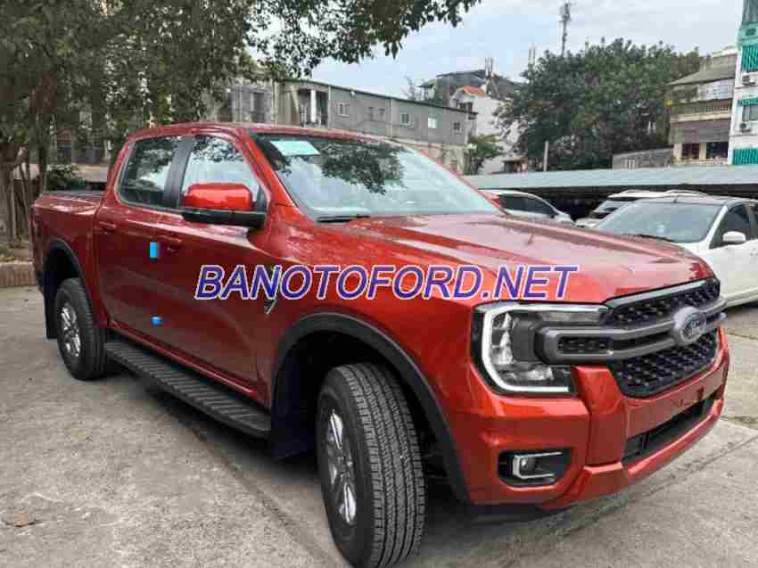 Ford Ranger XLS 2.0L 4x2 AT 2025 Số tự động bản Máy dầu