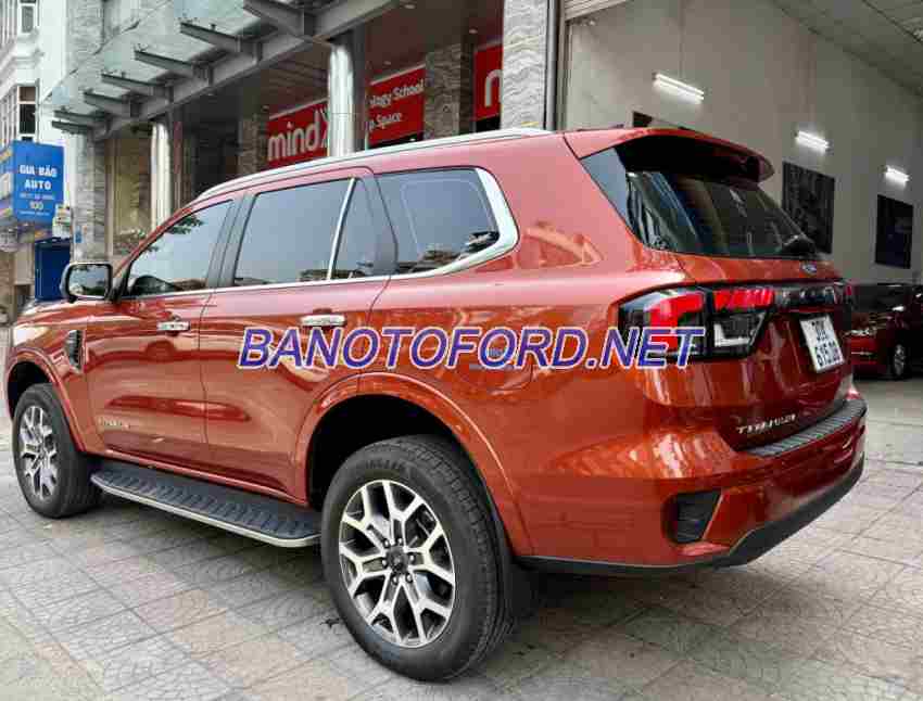 Ford Everest 2023 Suv màu Cam