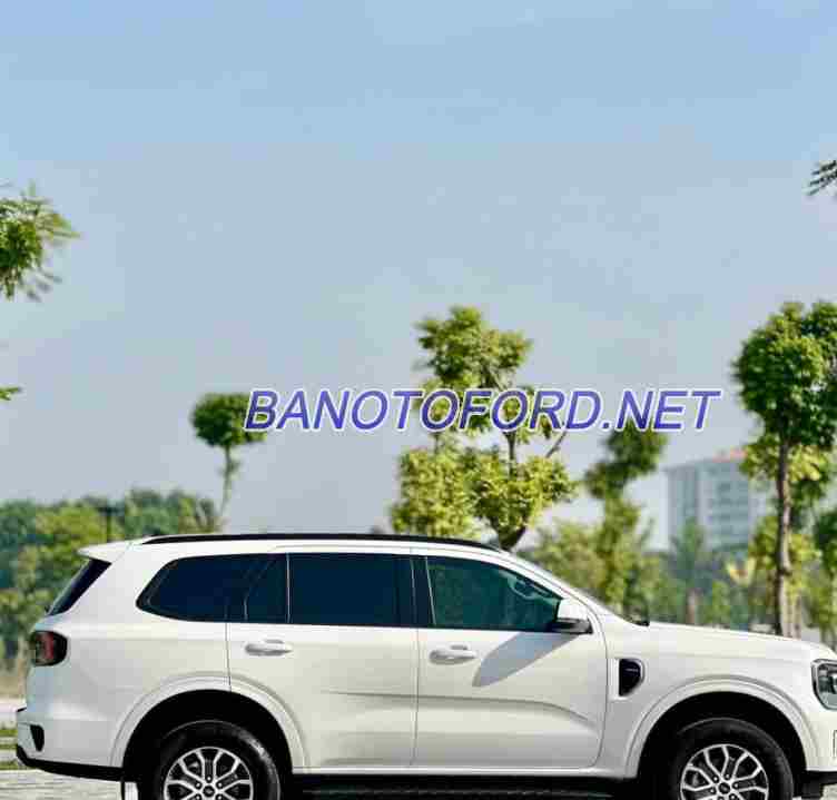 Ford Everest Ambiente 2.0L 4x2 AT sx 2025 - màu Trắng - cực đẹp