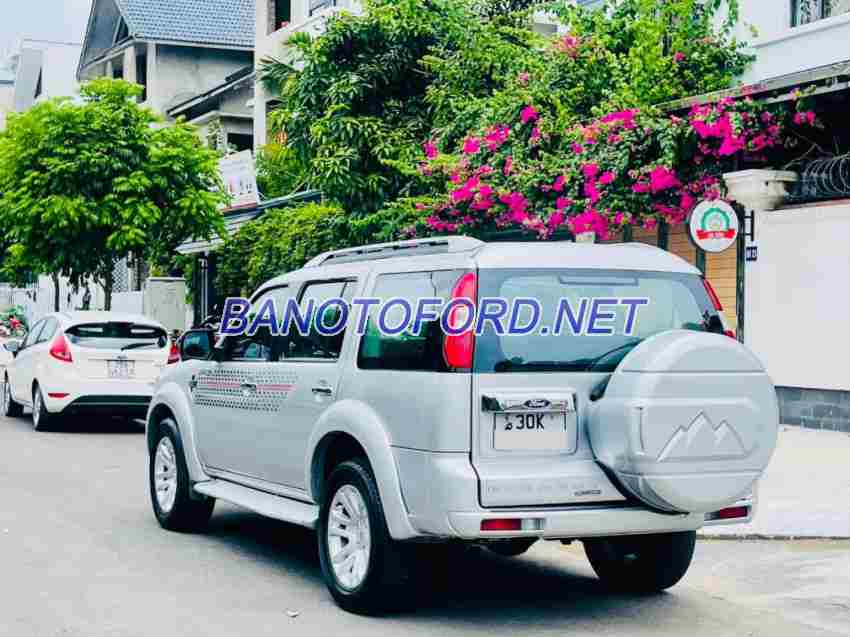 Cần bán Ford Everest 2.5L 4x2 AT 2013 xe đẹp