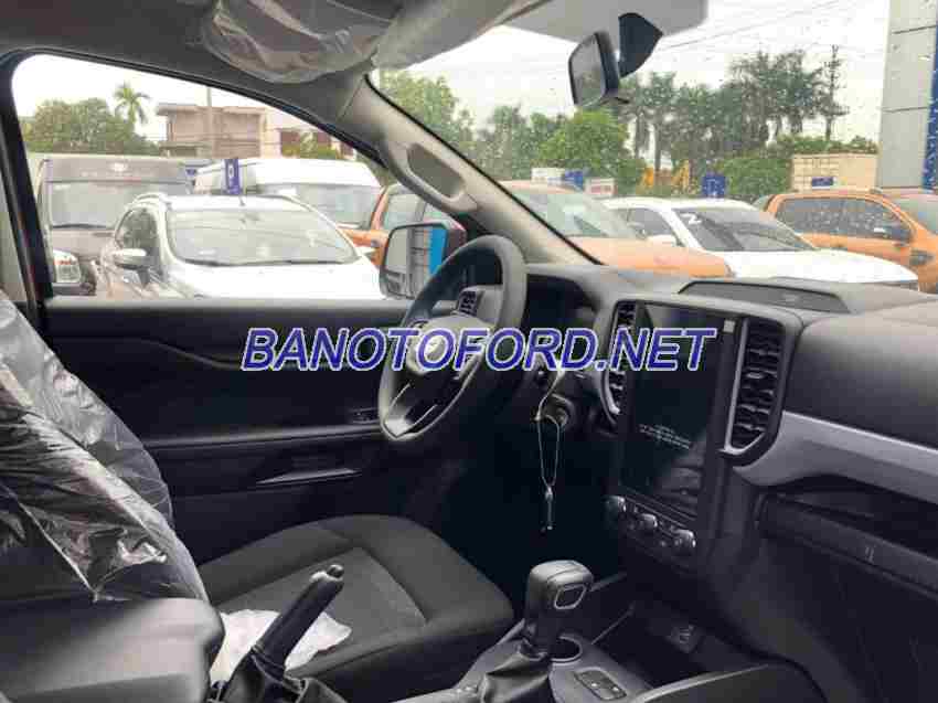 Ford Ranger XLS 2.0L 4x2 AT 2025  Số tự động, GIÁ GIẬT MÌNH