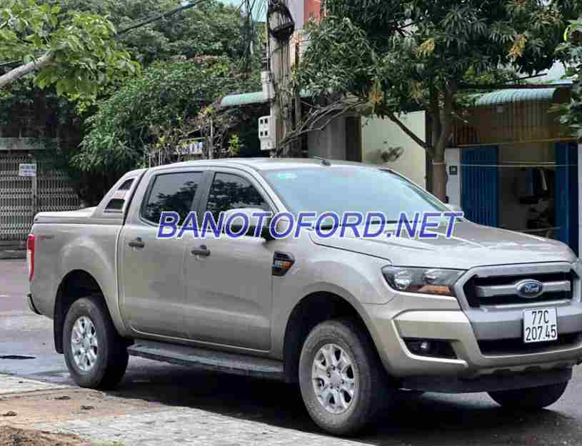 Cần bán xe Ford Ranger XLS 2.2L 4x2 MT năm 2017 màu Ghi cực đẹp