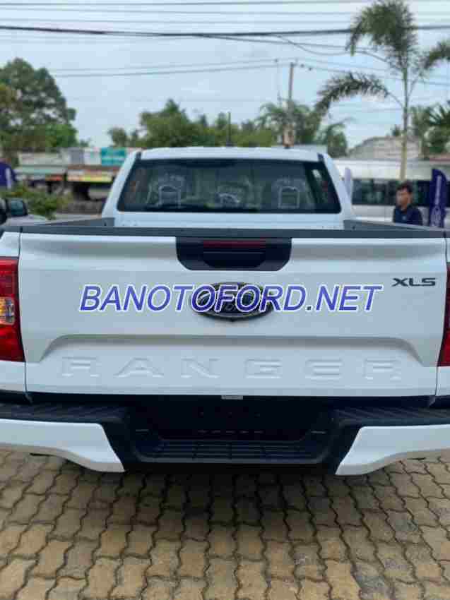 Ford Ranger XLS 2.0L 4x2 AT 2025 Số tự động bản Máy dầu