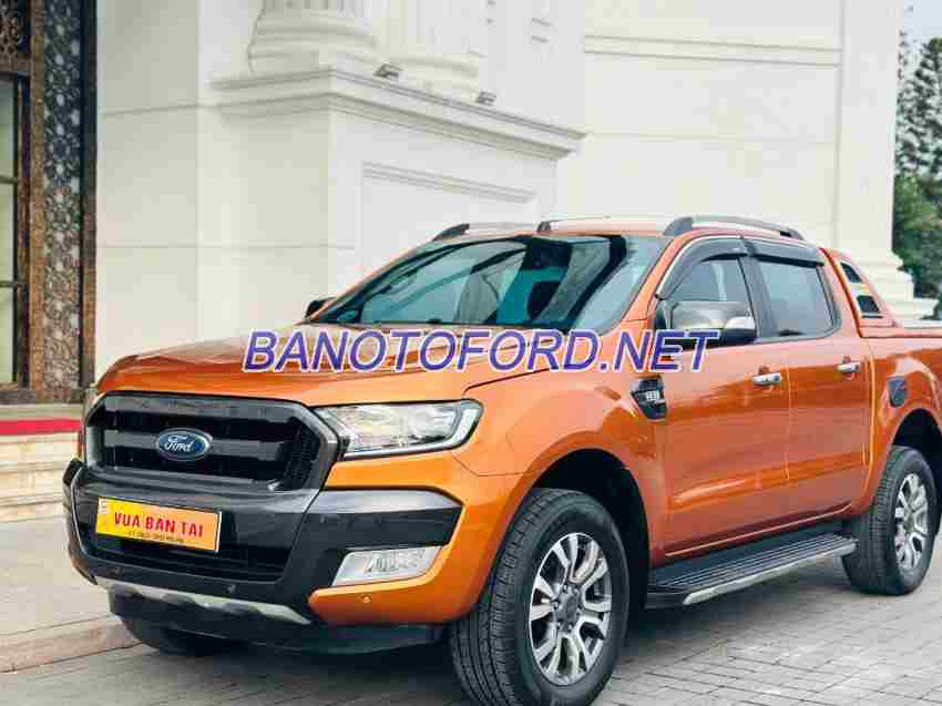 Cần bán gấp xe Ford Ranger Wildtrak 3.2L 4x4 AT năm 2017, màu Cam, Số tự động