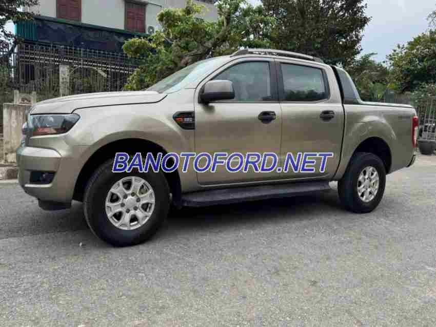 Cần bán gấp Ford Ranger XLS 2.2L 4x2 AT đời 2015, màu Cát