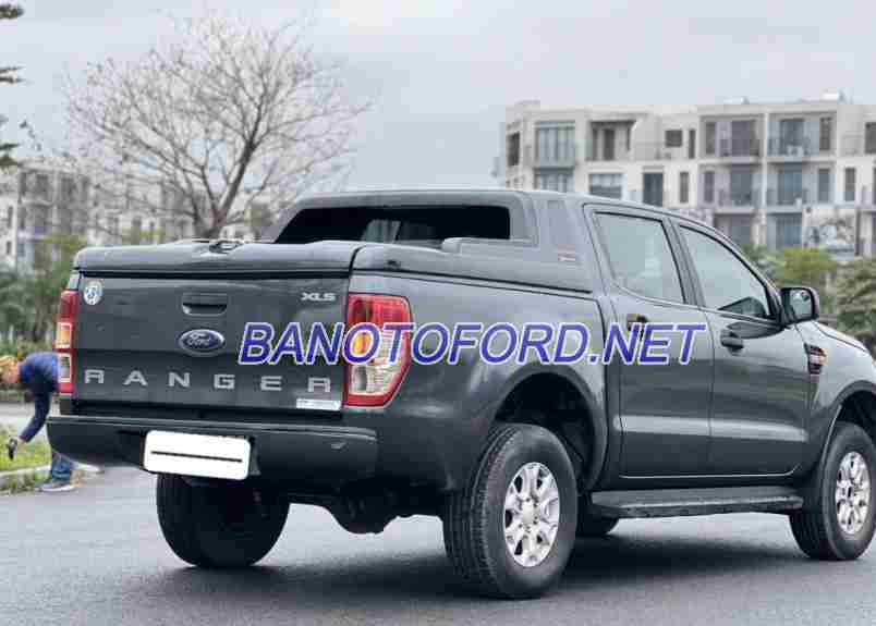 Cần bán Ford Ranger XLS 2.2L 4x2 AT 2017 xe đẹp