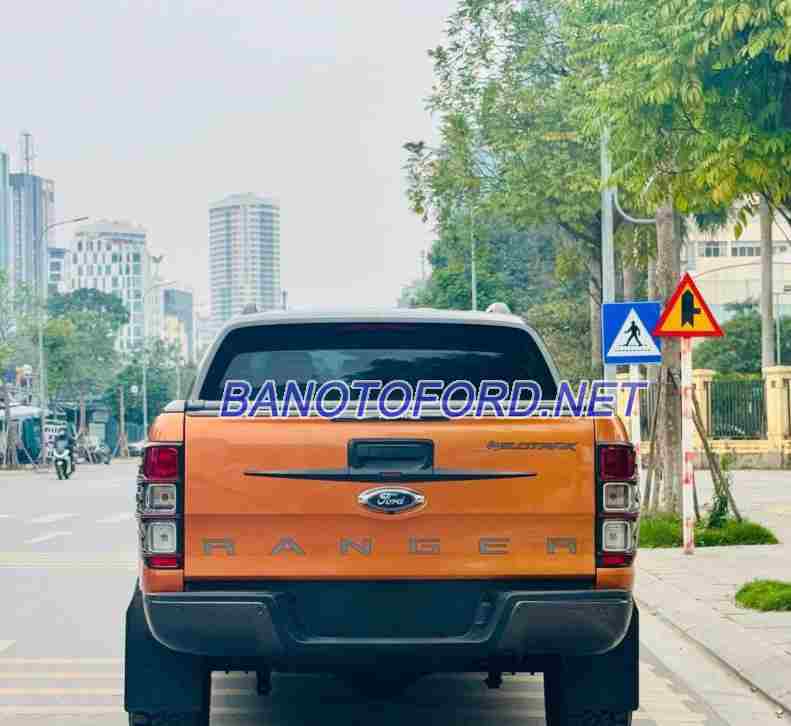 Cần bán gấp xe Ford Ranger Wildtrak 3.2L 4x4 AT năm 2017, màu Cam, Số tự động