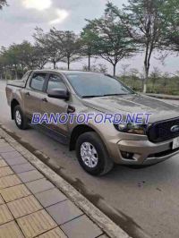 Cần bán xe Ford Ranger XLS 2.2L 4x2 AT năm 2020 màu Vàng cực đẹp