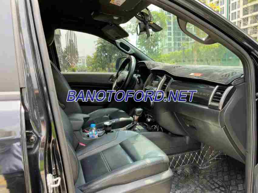 Cần bán gấp xe Ford Everest Titanium 2.0L 4x2 AT năm 2021, màu Đen, Số tự động