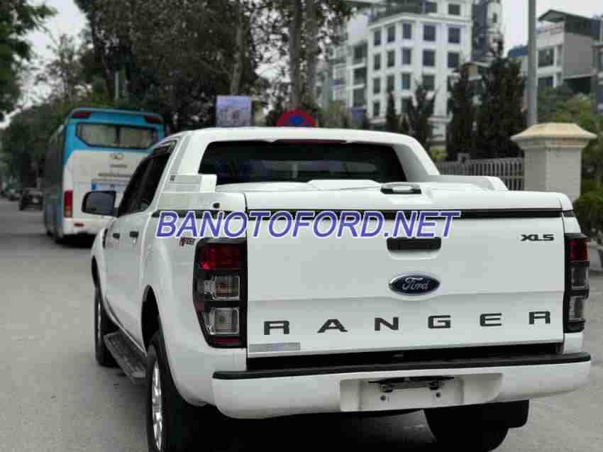 Cần bán xe Ford Ranger XLS 2.2L 4x2 AT 2016, xe đẹp