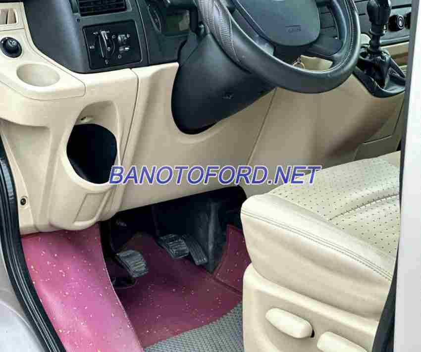 Cần bán nhanh Ford Transit Luxury 2017 cực đẹp