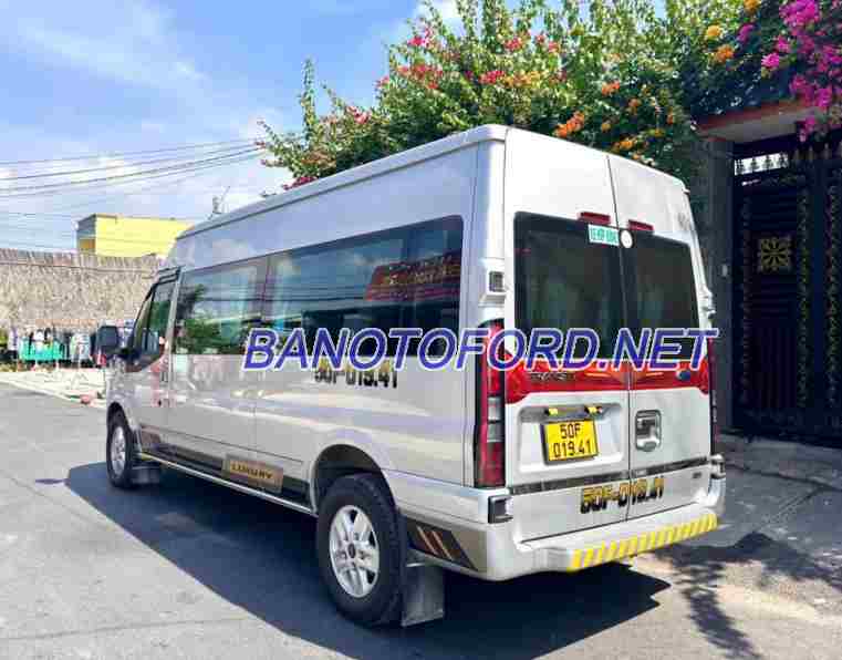 Ford Transit Tiêu chuẩn 2022 - Giá tốt