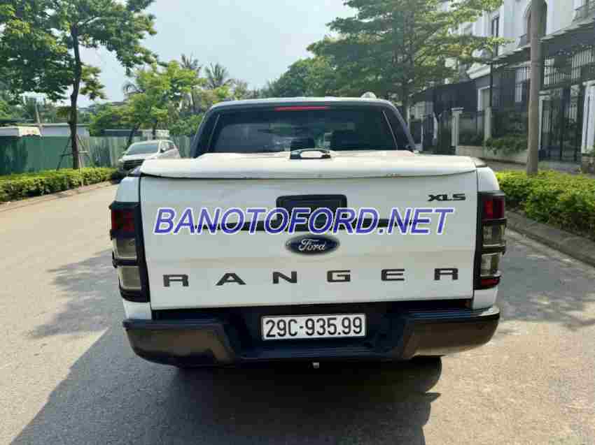 Ford Ranger XLS 2.2L 4x2 AT 2016 - Giá tốt