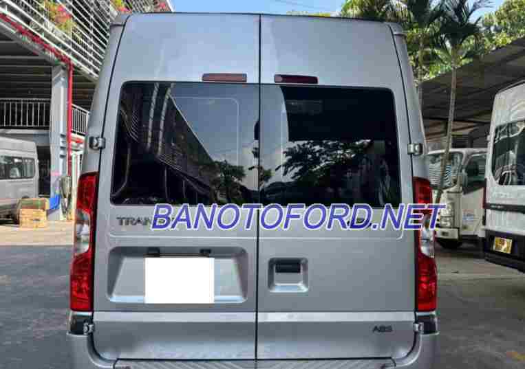 Cần bán xe Ford Transit SVP màu Bạc 2019