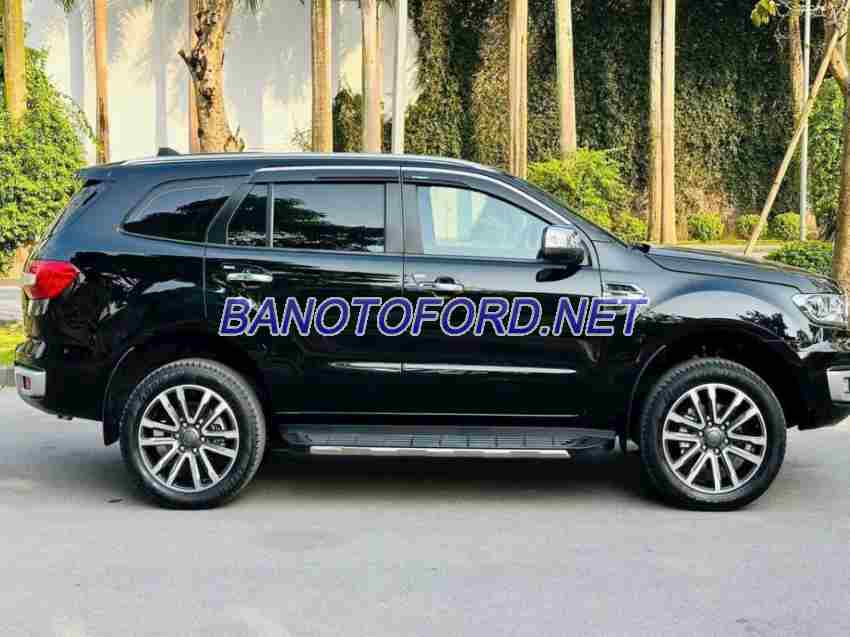 Cần bán xe Ford Everest Titanium 2.0L 4x4 AT năm 2020 màu Đen cực đẹp