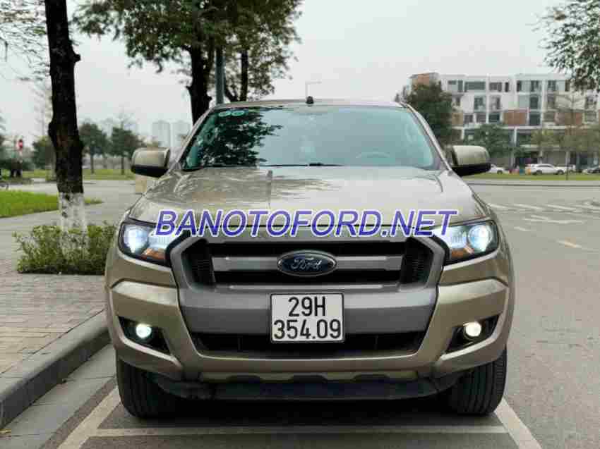Bán Ford Ranger XLS 2.2L 4x2 AT, màu Cát, Máy dầu, 2016