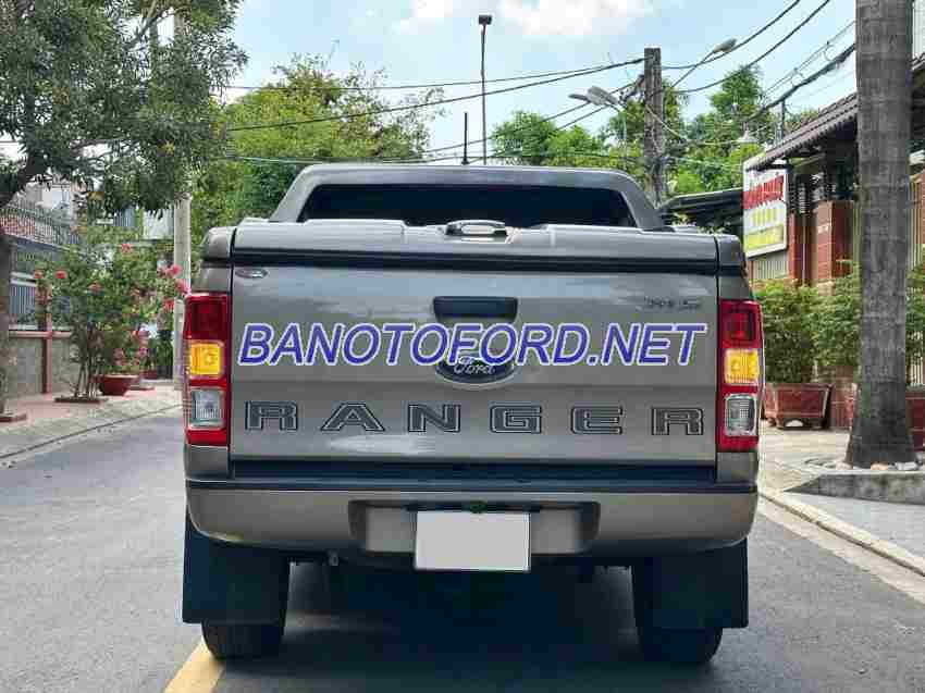 Ford Ranger XLS 2.2L 4x2 AT sản xuất 2020 cực chất!