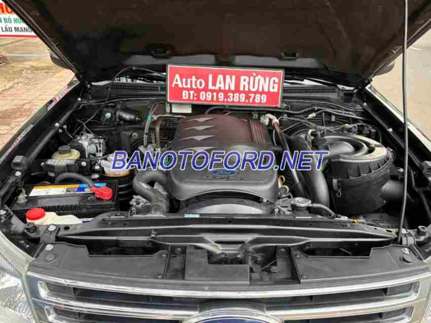 Ford Everest 2.5L 4x2 AT 2013 Máy dầu đẹp long lanh