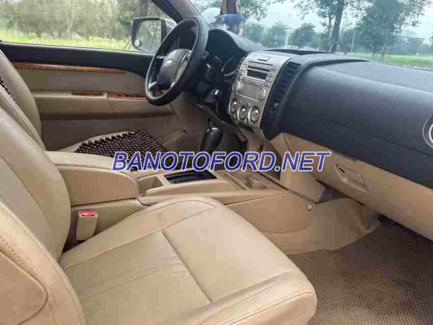 Cần bán xe Ford Everest 2.5L 4x2 AT màu Cát 2010