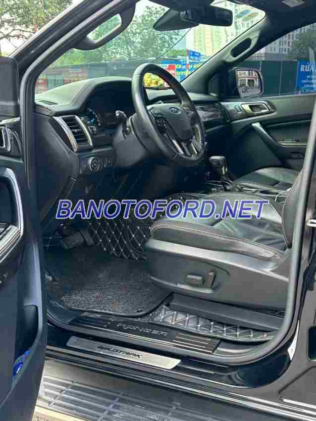Cần bán gấp Ford Ranger Wildtrak 2.0L 4x4 AT đời 2019, màu Đen