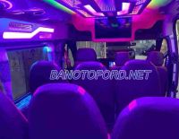 Ford Transit Tiêu chuẩn 2023 Máy dầu, xe đẹp
