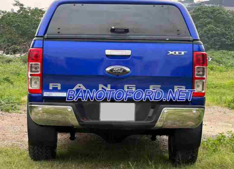Cần bán xe Ford Ranger XLT 2.2L 4x4 MT màu Xanh 2017