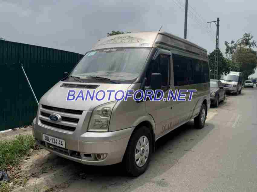 Cần bán xe Ford Transit 2.4L năm 2010 màu Bạc cực đẹp
