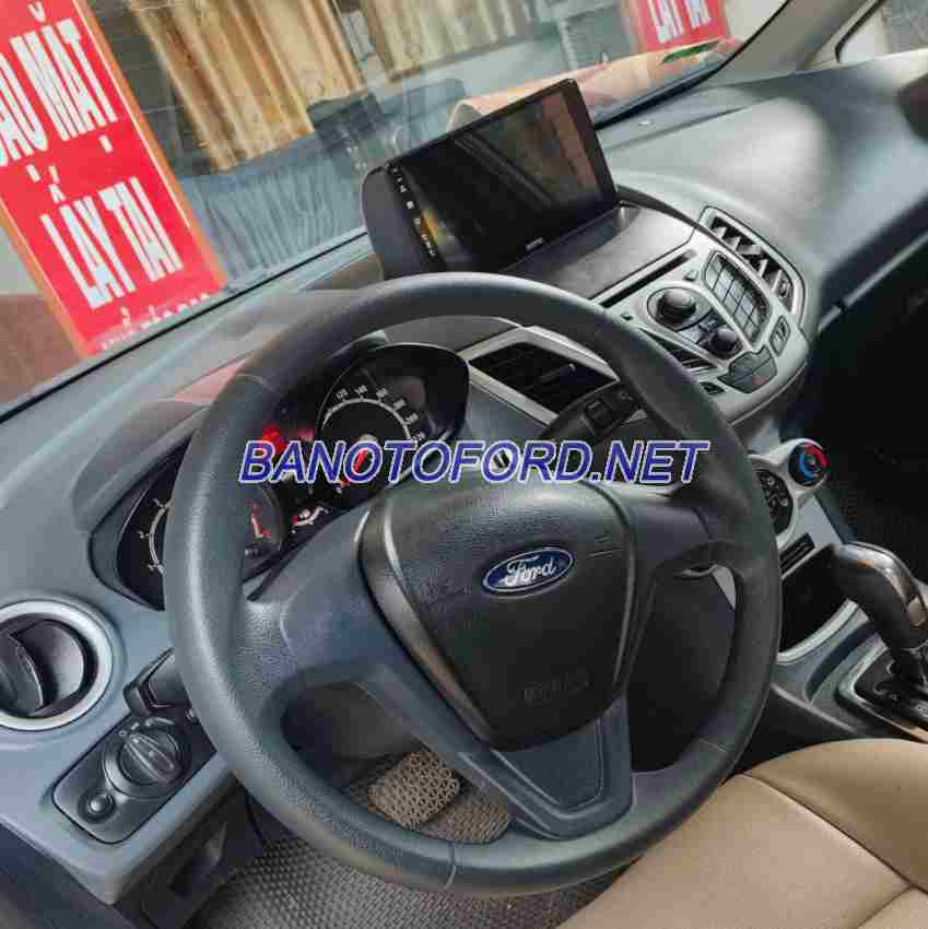 Bán Ford Fiesta 1.6 AT 2011 - Bạc