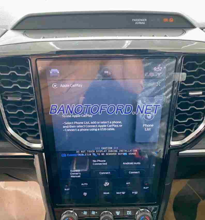 Ford Everest Titanium 2.0L 4x2 AT sx 2025 mới kính kong