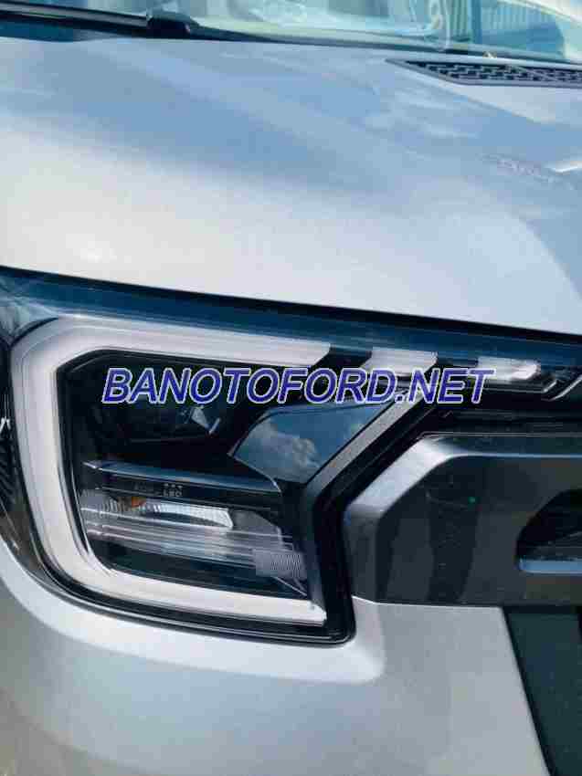 Ford Transit Trend 2025 Số tay bản Máy dầu