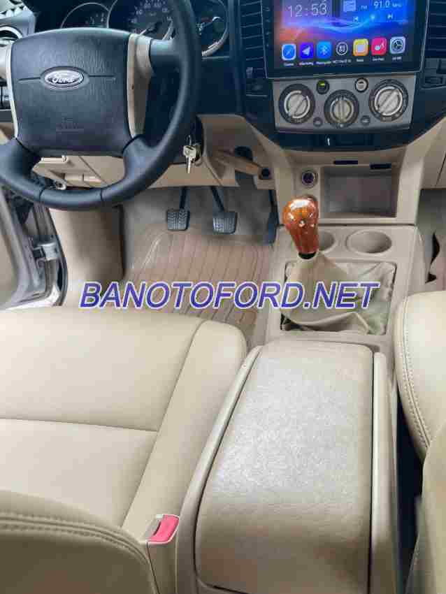 Ford Everest 2.5L 4x2 MT 2009, xe đẹp, hết ý