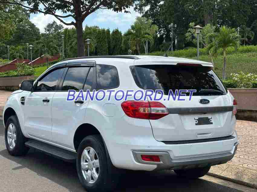 Cần bán xe Ford Everest Ambiente 2.0 4x2 AT năm 2018 màu Trắng cực đẹp