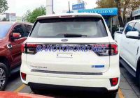 Bán xe Ford Everest Titanium 2.0L 4x2 AT màu Trắng 2025