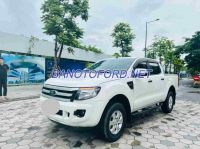 Cần bán gấp xe Ford Ranger XLS 2.2L 4x2 AT 2015 màu Trắng