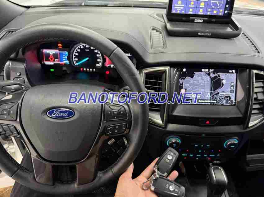 Ford Everest Titanium 2.0L 4x2 AT model 2019 xe chuẩn hết ý