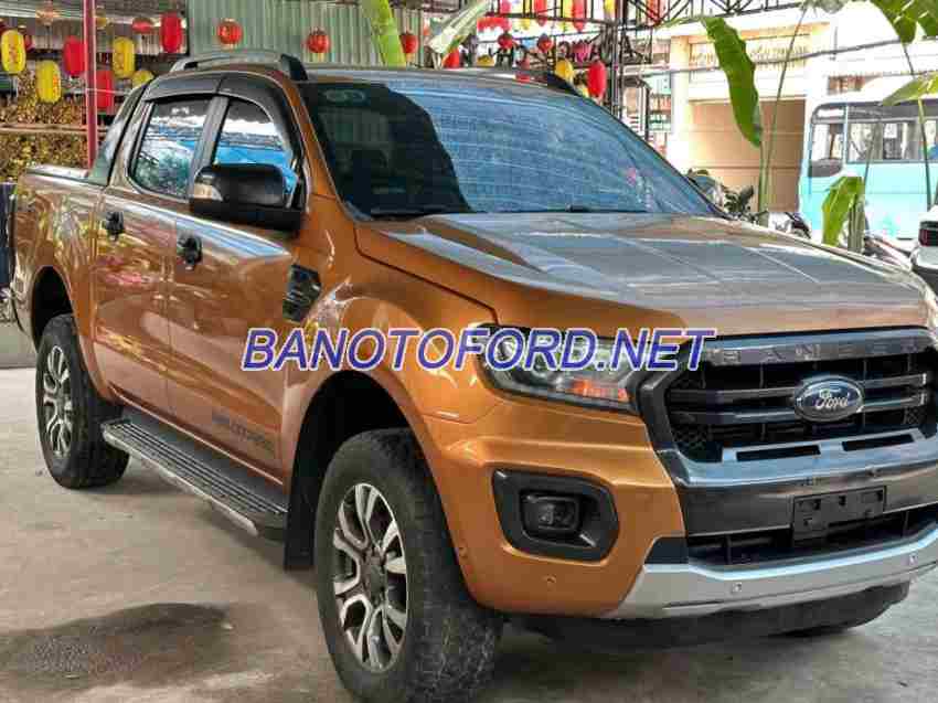 Bán Ford Ranger Wildtrak 2.0L 4x4 AT, màu Cam, Máy dầu, 2019