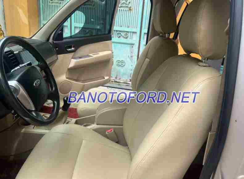 Ford Everest 2.5L 4x2 MT 2013 Máy dầu, xe đẹp