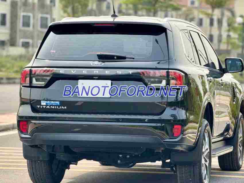Cần bán gấp xe Ford Everest Titanium 2.0L 4x2 AT 2024 màu Đen