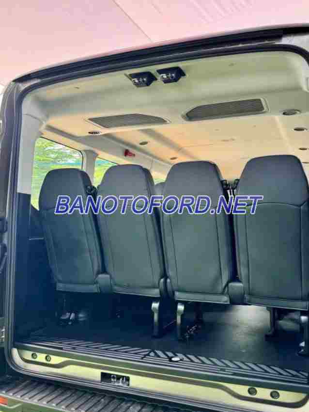 Xe chất - Giá tốt Ford Transit Trend 2025