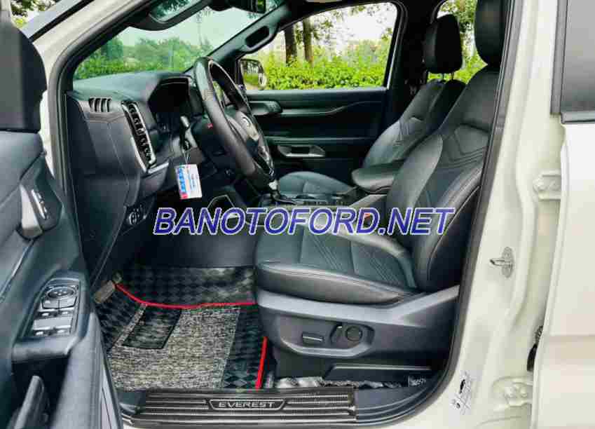 Cần bán xe Ford Everest Titanium 2.0L 4x2 AT màu Trắng 2024