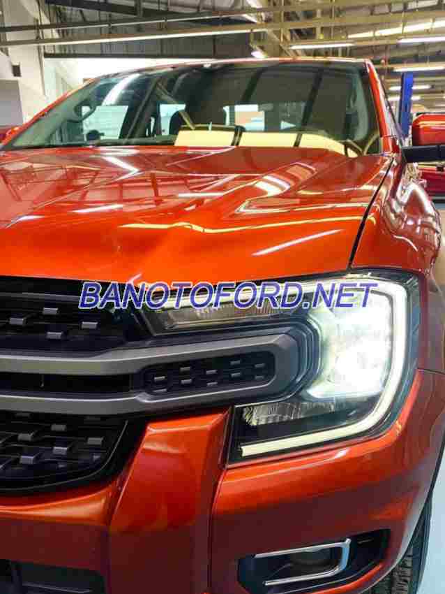 Cần bán xe Ford Ranger XLS 2.0L 4x2 AT màu Cam 2023