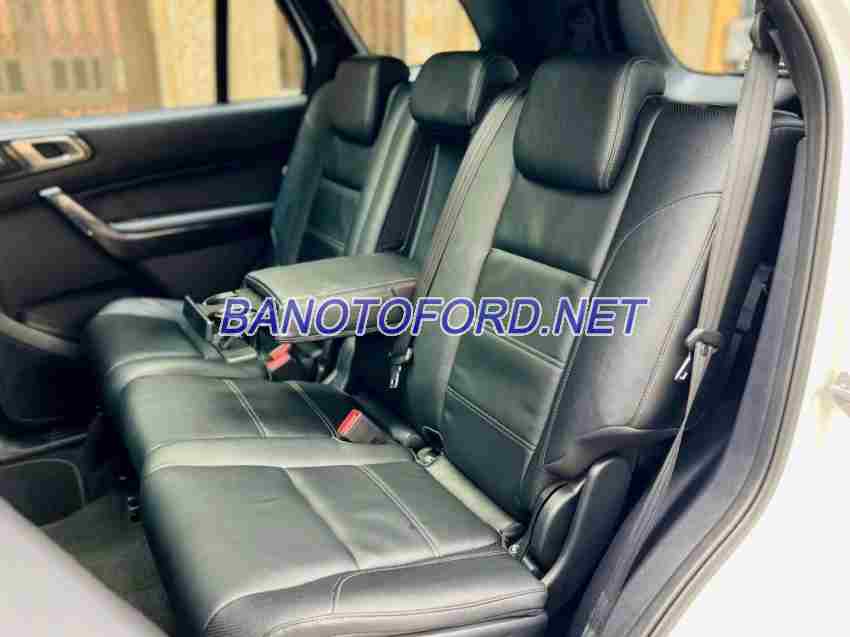 Cần bán gấp xe Ford Everest Titanium 2.0L 4x4 AT 2019 màu Trắng