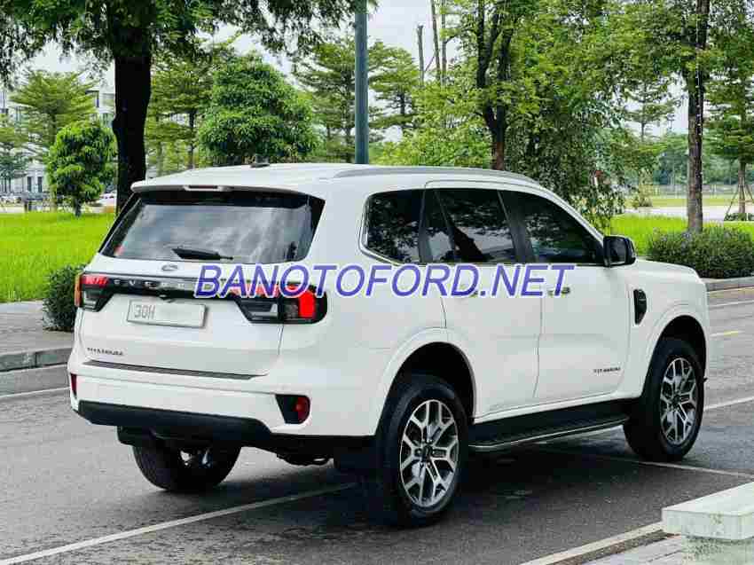 Bán xe Ford Everest Titanium 2.0L 4x2 AT sx 2022 - giá rẻ