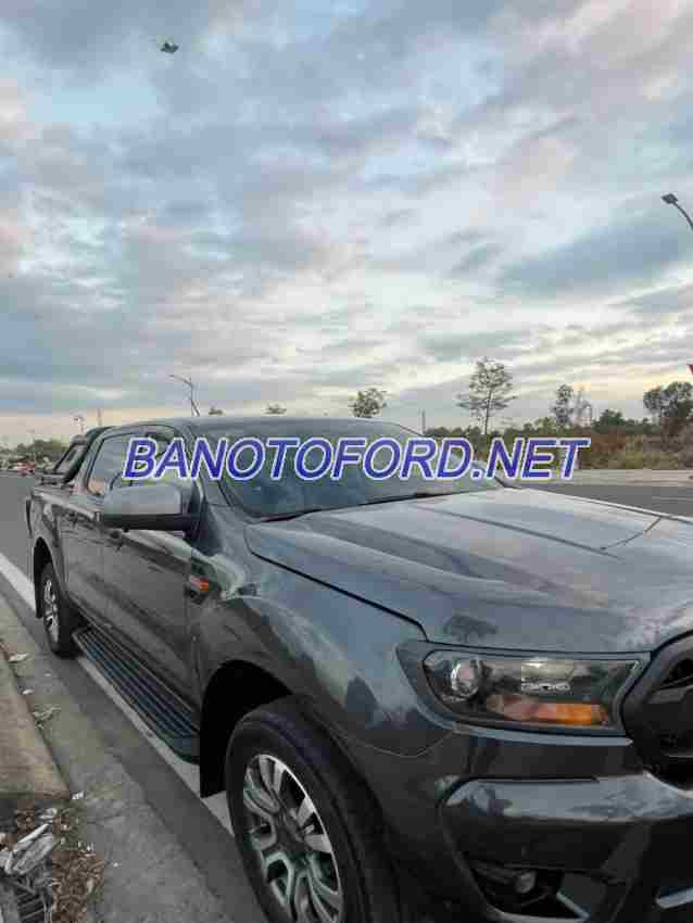 Cần bán Ford Ranger XLS 2.2L 4x2 AT Máy dầu 2019 màu Xám